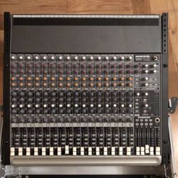 Mack is 16 Channel Mixer