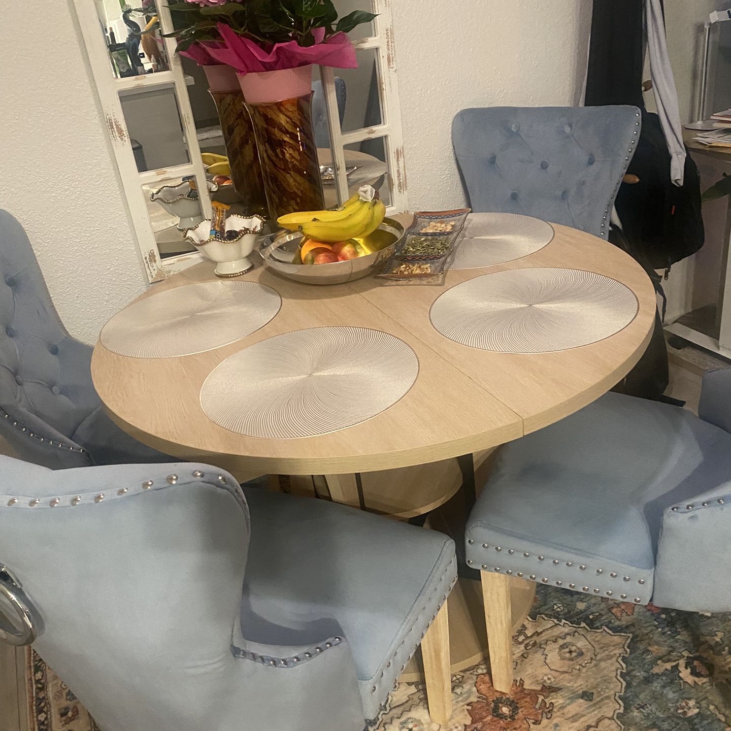 43.3''-59'' Extendable Round Dining Table for 4-8, Expandable Kitchen ...
