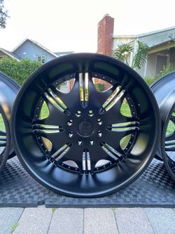 8 Lug Nut Rims/ Rines De 8 birlos (8x6.5) Size: 25”