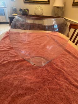 Large Clear Glass Vase