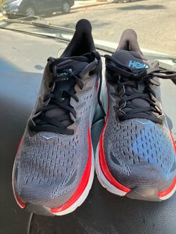 Hoka one men’s 9.5 used in good condition