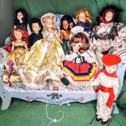 Vtg. Dolls With Couch