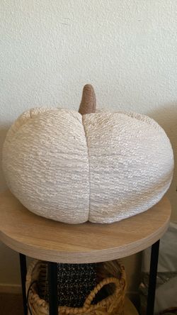 Fall Pumpkin Pillow Decor