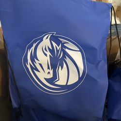 Dallas Mavericks lot of stuff folders shirts headphones backpacks everything is brand new lot your getting alot of NBA basketball stuff taking offers 