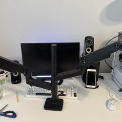 ARES WING Heavy duty Dual Monitor Stand 