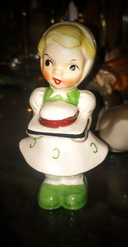 Ucagco Figurine 