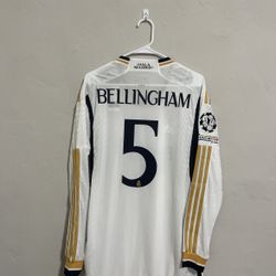 Real Madrid 2023-24 Home Bellingham Jersey Medium (slim Fit) 