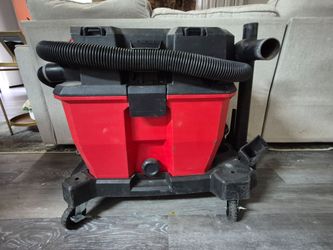 Milwaukee M18 FUEL 9-Gallon Wet/Dry Vacuum