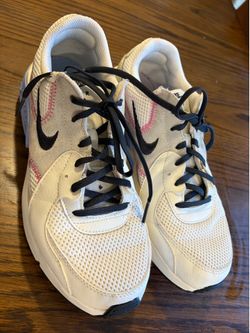 Nike Air Max Excee Sneaker - Women's 9.5