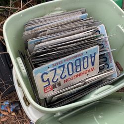 License Plates Make A Offer 100s Of Them