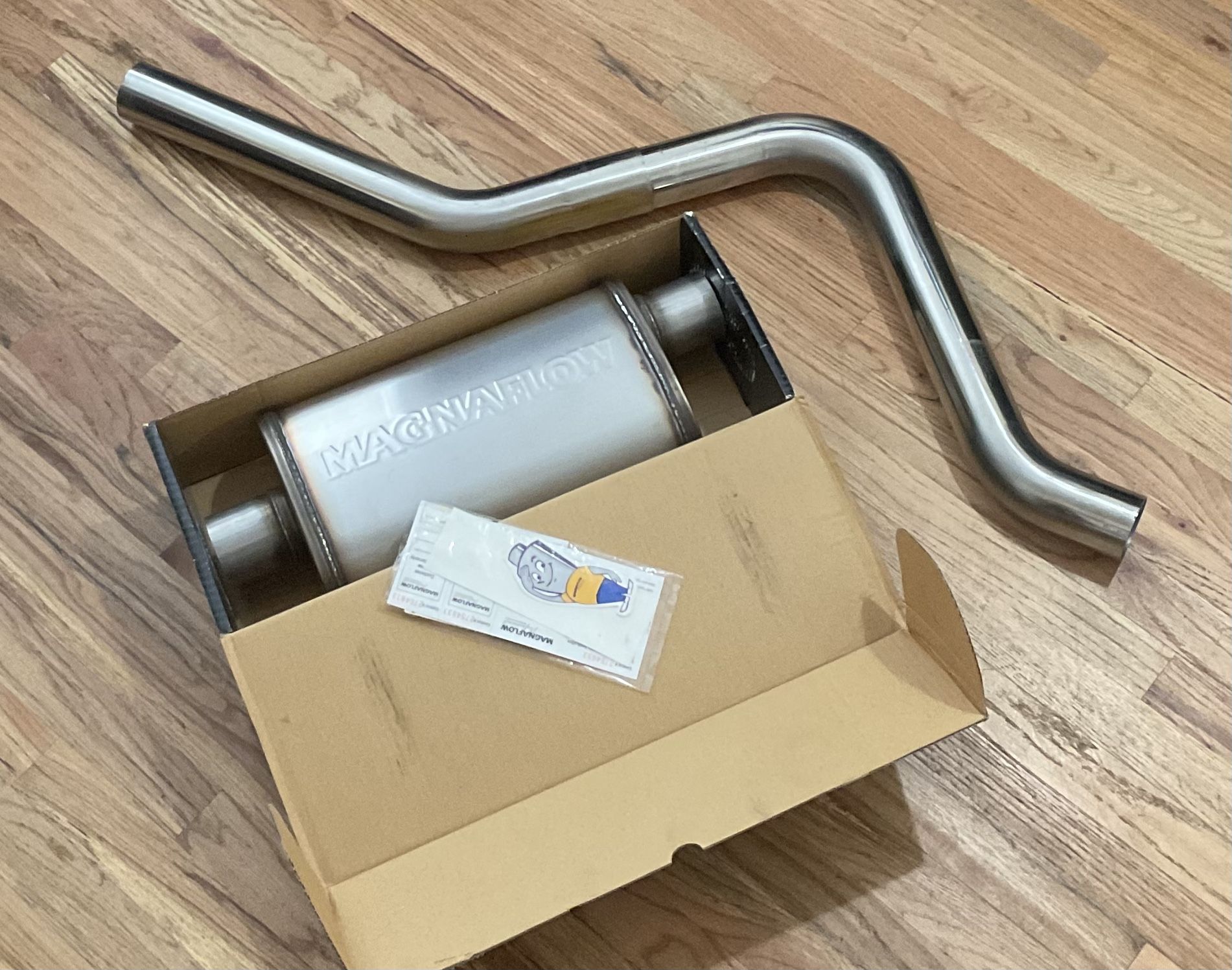 New Magnaflow Performance Exhaust Stainless Steel Tail Pipe And Muffler