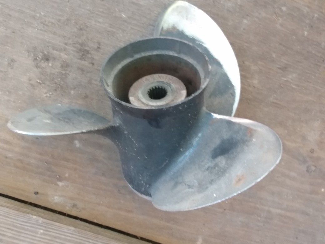 Aluminum propeller for boat