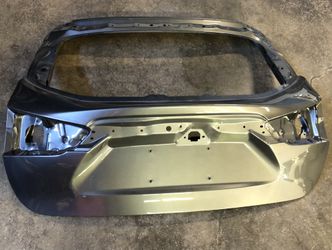 17-20 ROGUE SPORT TAILGATE.