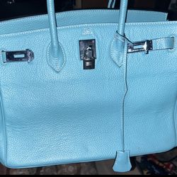 Beautiful inspired bag 💜