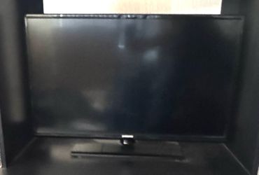 Samsung Flat Screen LED TV