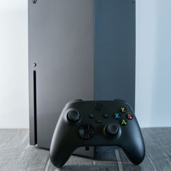 Xbox Series X Console (NEED TO SELL FAST)