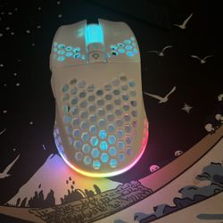 Gaming Mouse With Side Buttons 