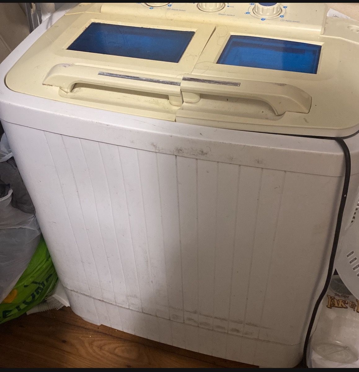 Mini washing machine
