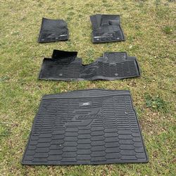 2025 Mustard Mach-E Accessories