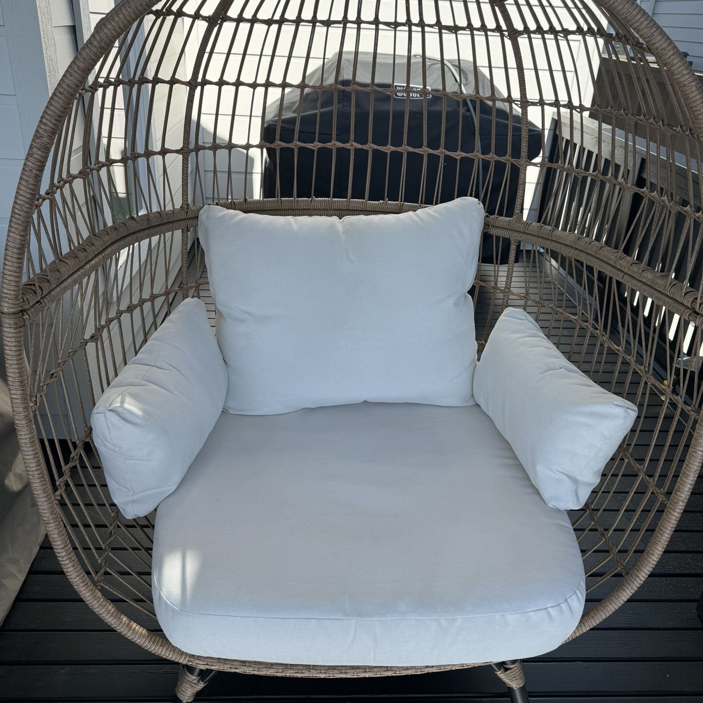Threshold - Patio Egg chair (w/cover)