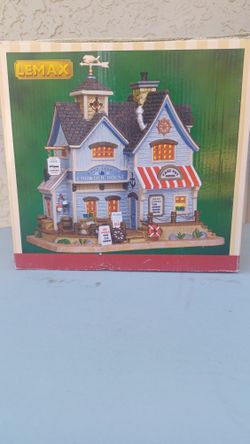 Ceramic Chowder House Figurine