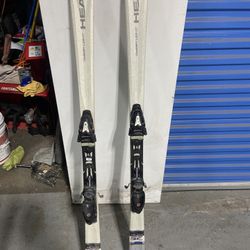 Snow Skis
