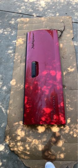 Toyota Tacoma tail gate