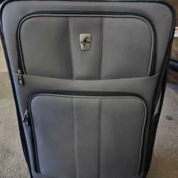 Atlantis Rolling Luggage Case