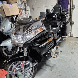 1998  Honda Goldwing 