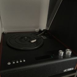 RECORD PLAYER $60