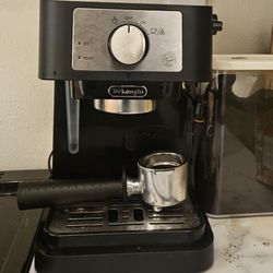 De'Longhi Espresso Machine 