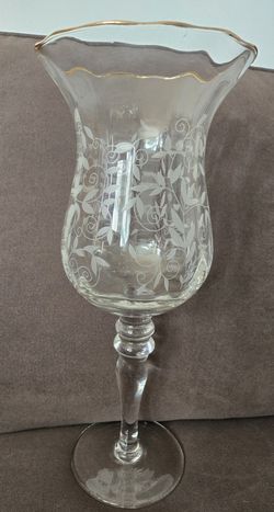 Glass Vase With Leaf Etching