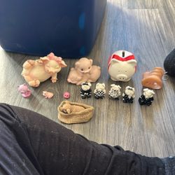 I’m Selling 13 Pig Figurines