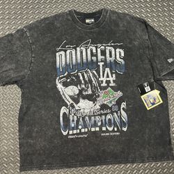 New Era Los Angeles Dodgers Vintage Wash T Shirt Size XXL 