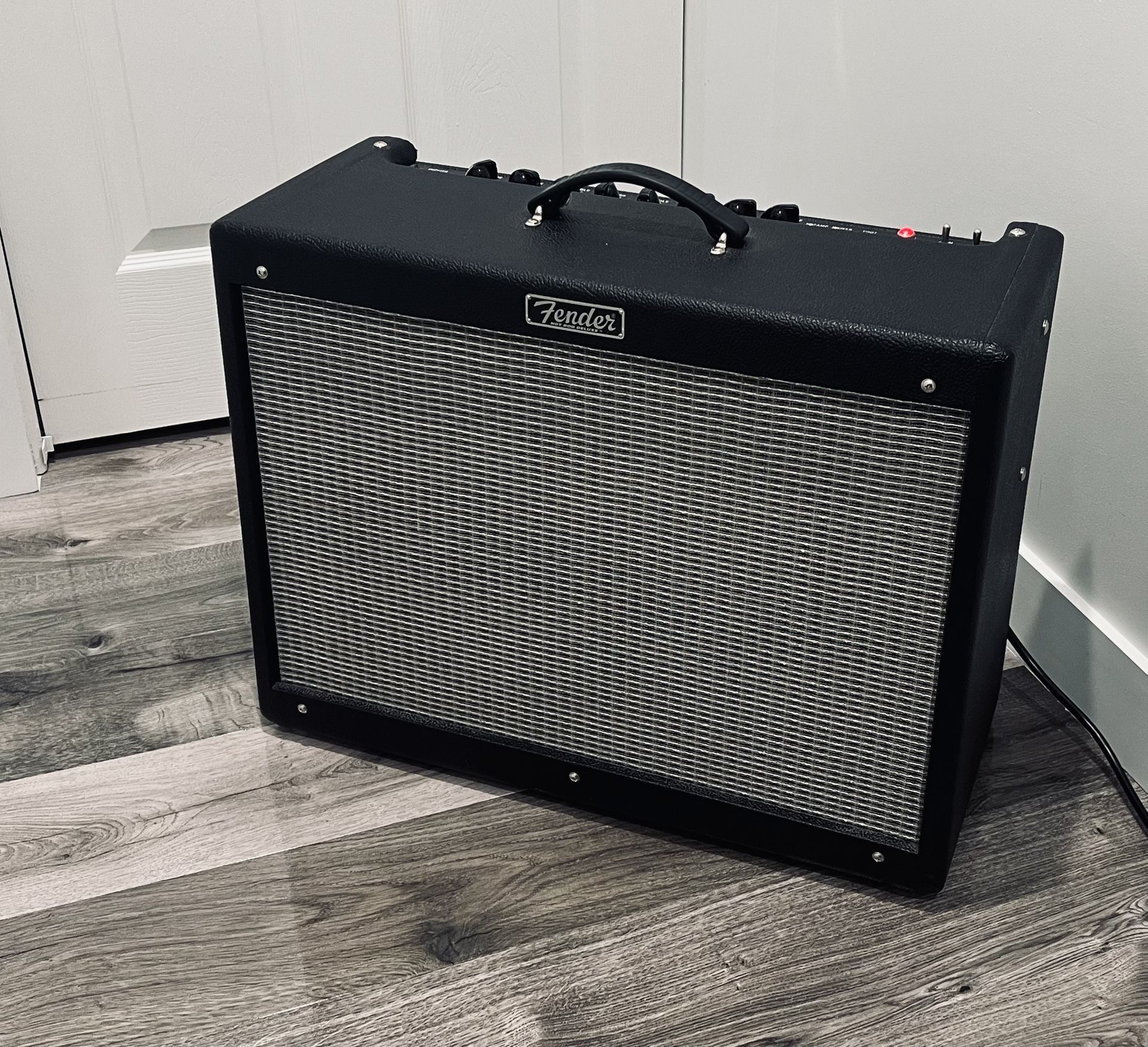 GUITAR AMPLIFIER - Fender Hot Rod Deluxe III