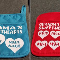 ❤️ Personalized Valentine’s Sweethearts Oven Mitt Gift Sets ❤️ (PICK UP ONLY NE 93306)
