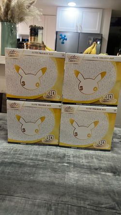 Pokémon 30th Celebration Elite Trainer Box (x4)