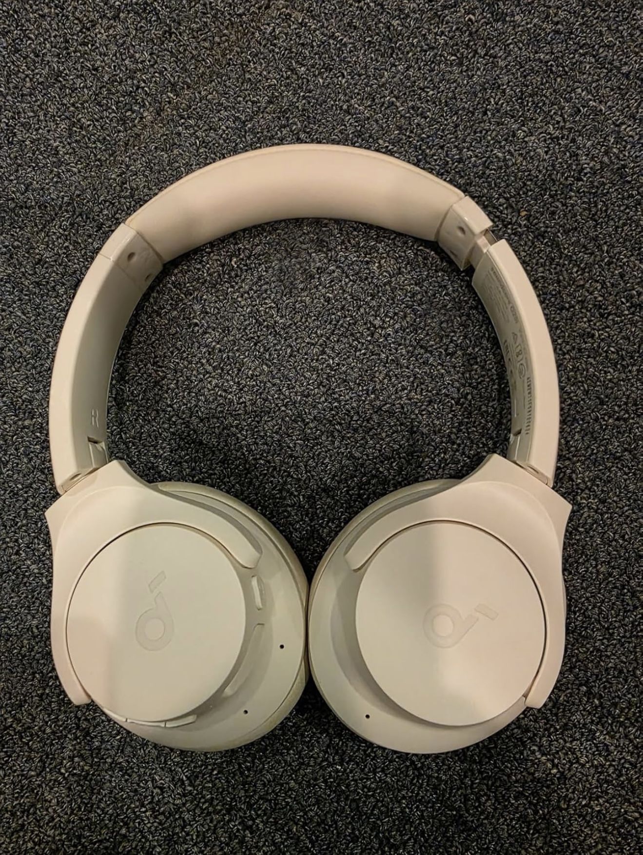 Noise Cancelling Headphones