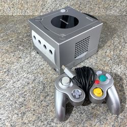Nintendo Gamecube Console & Games Bundle