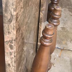 Granite Table With Original Legs And A Middle Base For A Kitchen 67-42-29-