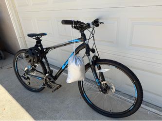 GT Aggressor Mountain Bike 27.5”