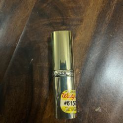 L’Oréal Paris Satin Lipstick #535 “Worth It Medium”