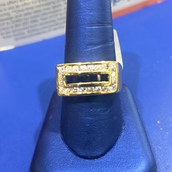 Stone And Diamond Ring 