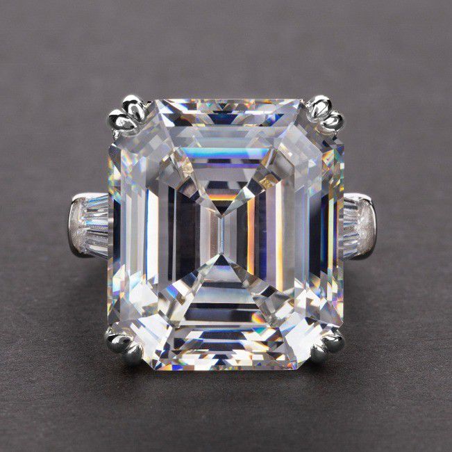 "Radiant Cut Gemstone Zircon Luxury Wedding Rings for Women, PD560
 
  