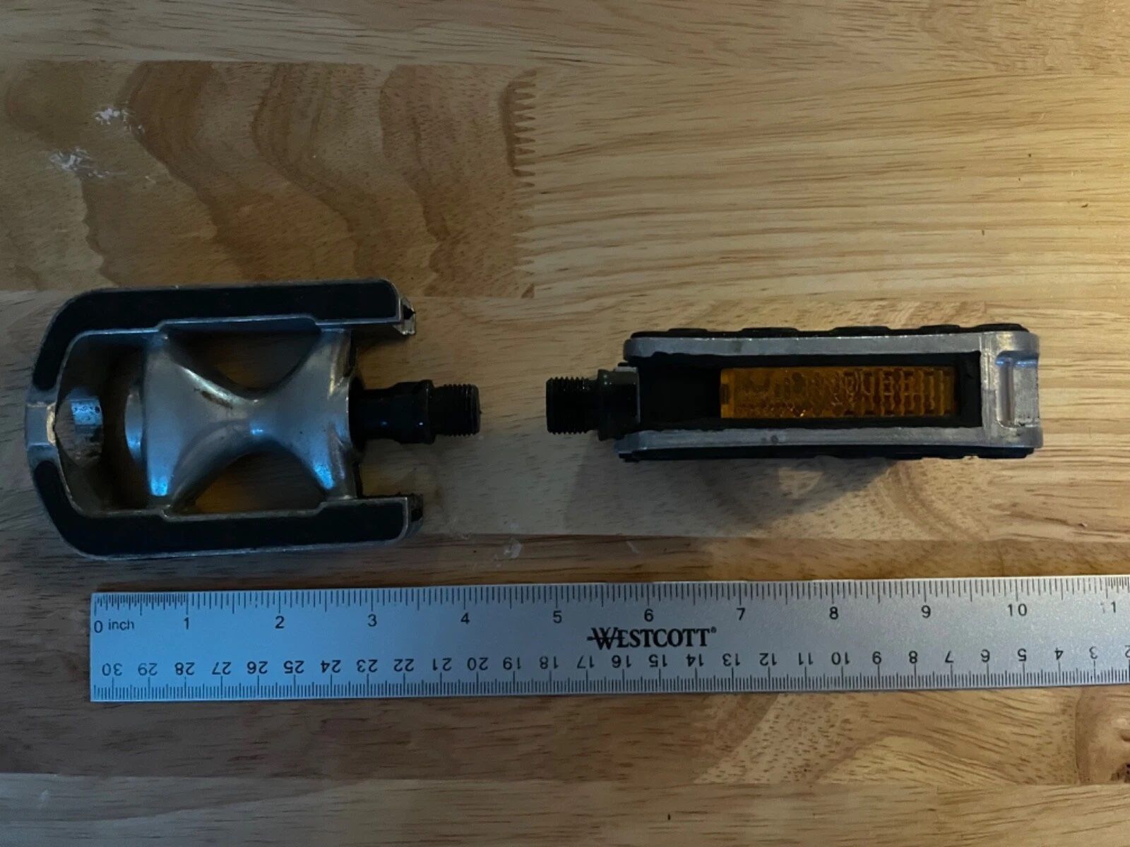bicycle pedals 9/16 aluminum