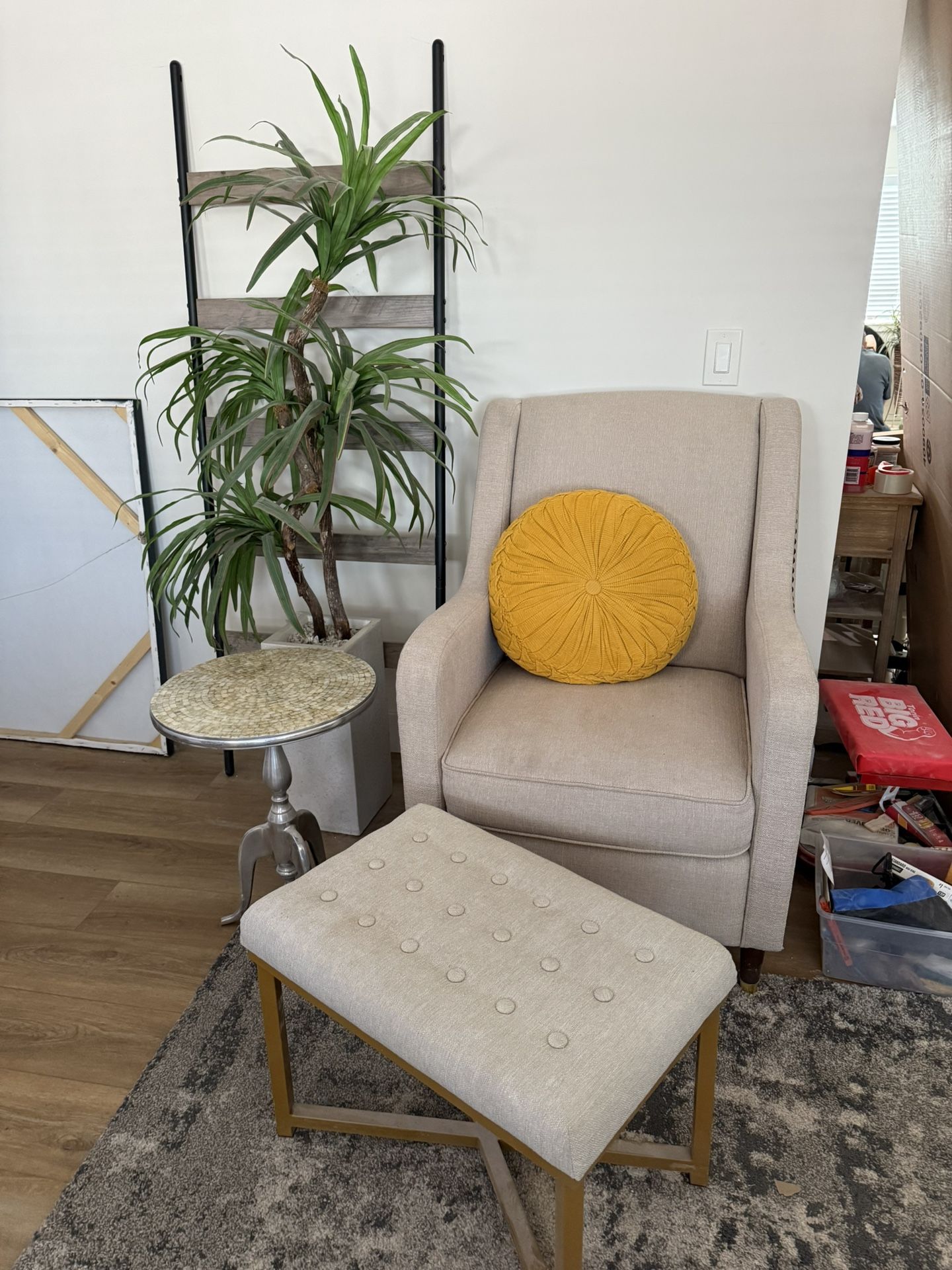 Chair & Ottoman-Everything In Pic