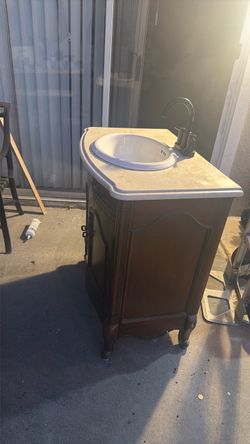 32 bathroom vanity