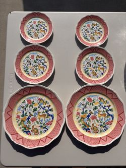 Chinaware Set Of 6 Plates