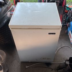 Magic Chef Freezer