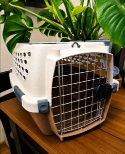 Petmate Kennel Cab 15lb Used Once
